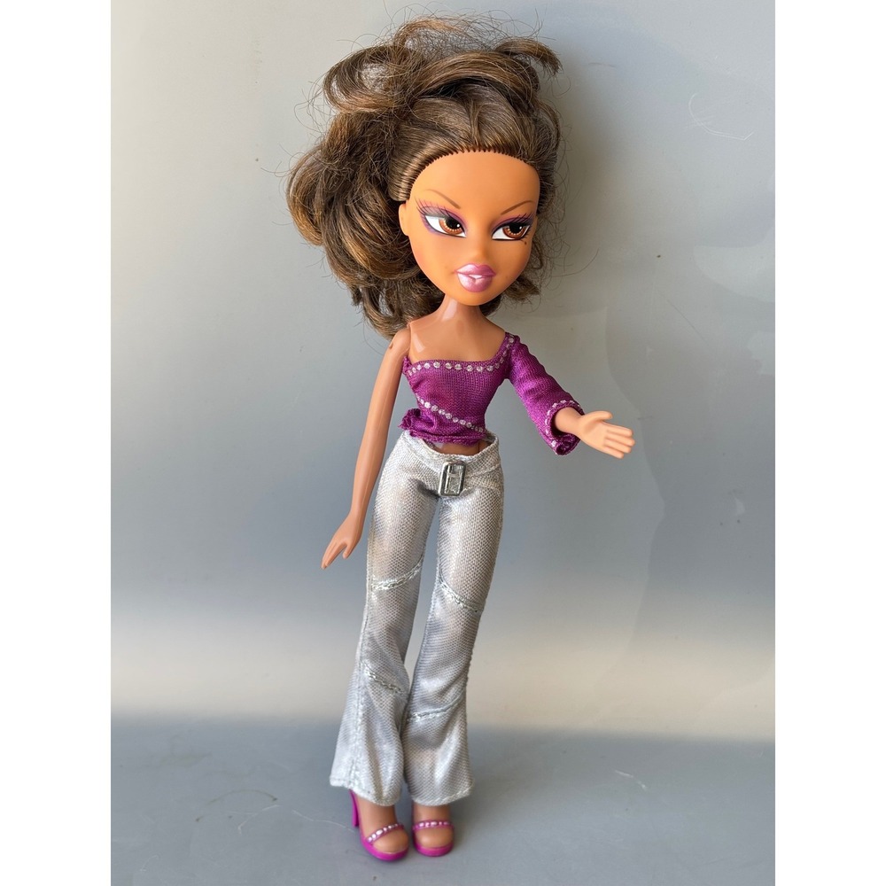 Bratz Yasmin Doll 2001 MGA Purple Shimmer Top Silver‎ Flare Pants Pink Heels